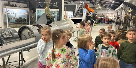 5-latki-w-muzeum-obrony-przeciwlotniczej-15672.jpg