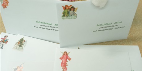 Świąteczna Akcja „Przedszkolaki Dla Społeczności Lokalnej” pod hasłem „Świąteczne życzenia – Radość niesiemy, kartki dajemy”.